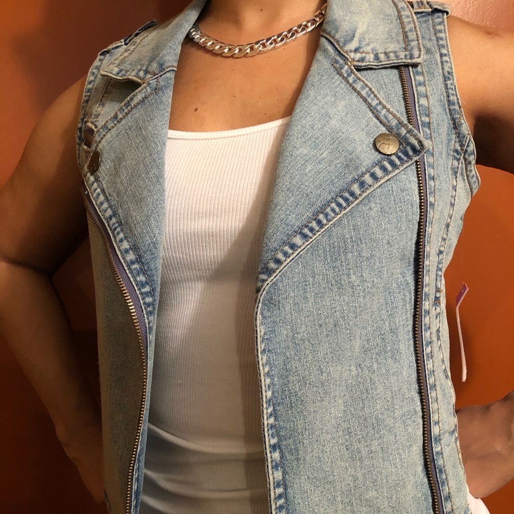 Jessica Simpson Jean vest jacket